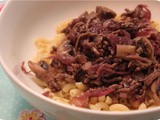 Pasta with Red Cabbage, Mushrooms and Minced Beef