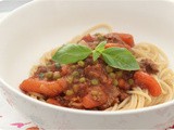 Spaghetti Bolognese with Carrots and Peas