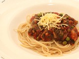 Spaghetti with Peas and Spinach in Tomato Sauce