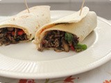 Wraps with Minced Beef, Mushrooms and Red Pepper