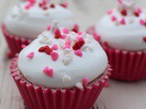 Cute Cupcake Bath Bombs–All Natural