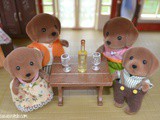 Chocolate Brown Labrador Sylvanian Families Set