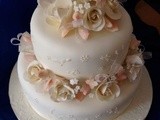 Rose Wedding Cake – Cake of the Week & The Gallery
