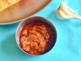 Easy Tomato Garlic Chutney For Idli Dosa - Thakkali Poondu Chutney