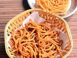 Spicy Besan murukku, Kadalai maavu Kara murukku Recipe