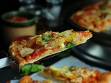 Thin crust pizza (Yeast free)