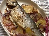 Branzino al forno con erbette e patate