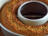 Ciambellone al caffè e gocce di cioccolato