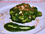 Gnocchi di ricotta con pesto di cavolo nero