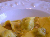 Ravioli di manzo all'olio e manzo all'olio di rovato