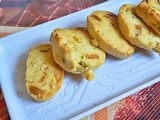Almond and white chocolate short bread cookies