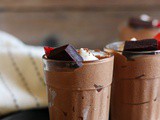 Easy Chocolate Mousse Recipe (Eggless)