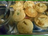 Pani puri(paani poori)