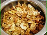 Vazhakai chips (Wafers with raw plantain)