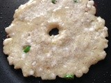 Sabudana Thalipeeth