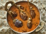 Brinjal Kara Kuzhambhu | Tamilian Kathirikai Kara Kuzhambu