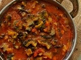 Chettinad Pavakkai Kuzhambu | Bitter Melon Spicy Tangy Curry | Karela Recipe