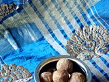 Wheat Ladoo | Palm Jaggery Indian sweet recipe | No ghee Ladoo
