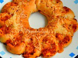 Cheesy Pizza Wreath