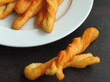 Chinese Breadstick Twists/Dza Ma Hwa