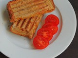 Grilled Cheesy Potato & Carrot Masala Sandwich