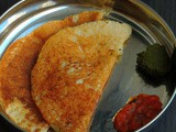 Instant Bread Dosa/Bread & Semolina Dosa