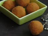 Kandi Sunnundalu/Toor Dal Laddoos