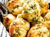 Easy Parmesan Garlic Knots