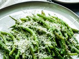 Garlic Parmesan Baked Green Beans