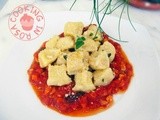 Gnocchi con zafferano e sugo alla cacciatora (finta)