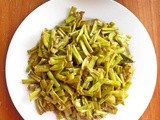 Achinga Payar Mezhukkupuratti / Kerala Side Dish