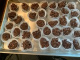 Crock Pot Peanut Clusters