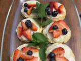 Mini Fruit Pizzas a novel idea