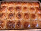 Pull-Apart Sour Cream Rolls . . . using the tangzhong method