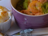 Soufflé di asparagi e gamberi con salsa di bottarga