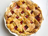 Rhubarb & Strawberry Pie