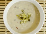 Creamy Cauliflower Soup with Mixed Grains