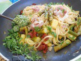 Linguini with asparagus and sundried tomatoes