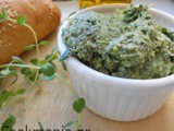 Ελαφριά κρέμα pesto με ρίγανη και ανθότυρο