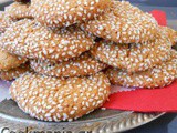 Spiced cookies with tahini