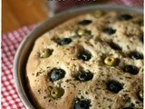 Focaccia semintegrale alle olive – Semi-whole wheat focaccia with olives