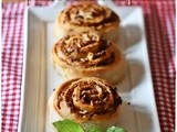 Girelle al farro con lievito madre, pomodori secchi e feta – Sourdough spelt pinwheels with sundried tomatoes and feta