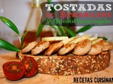 Tostadas de Bratwurst y Queso Parmesano | Recetas Originales