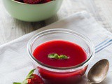 Soupe de Fraise au Basilic