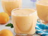 Smoothie aux abricots et yaourt