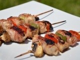 Brochettes de poulet et lard