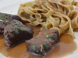 Marcassin au vin rouge