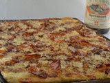 Tarte flambée à la savoyarde