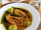 Bhindi begun jirey kancha lanka bata diye ilish er patla jhol