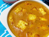 Gravied spicy paneer